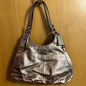 Coach Metallic Bronze Shimmer Leather Shoulder Bag Purse E1168-16503 Gently Used